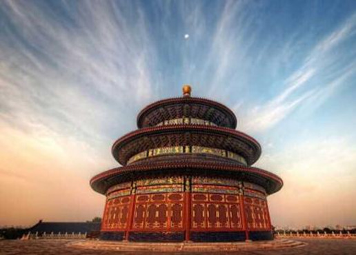 Enjoy the beauty of Temple of Heaven tour