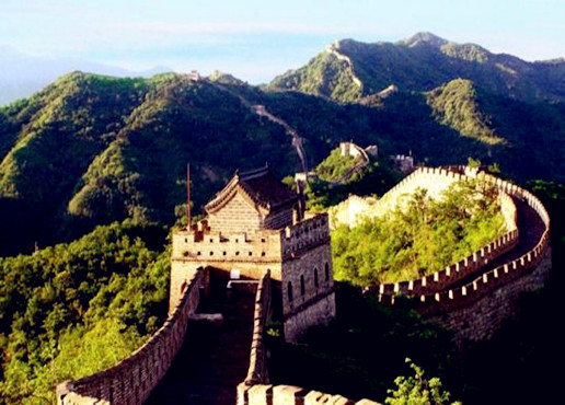 Mutianyu Great Wall tour is a good time to enjoy spring